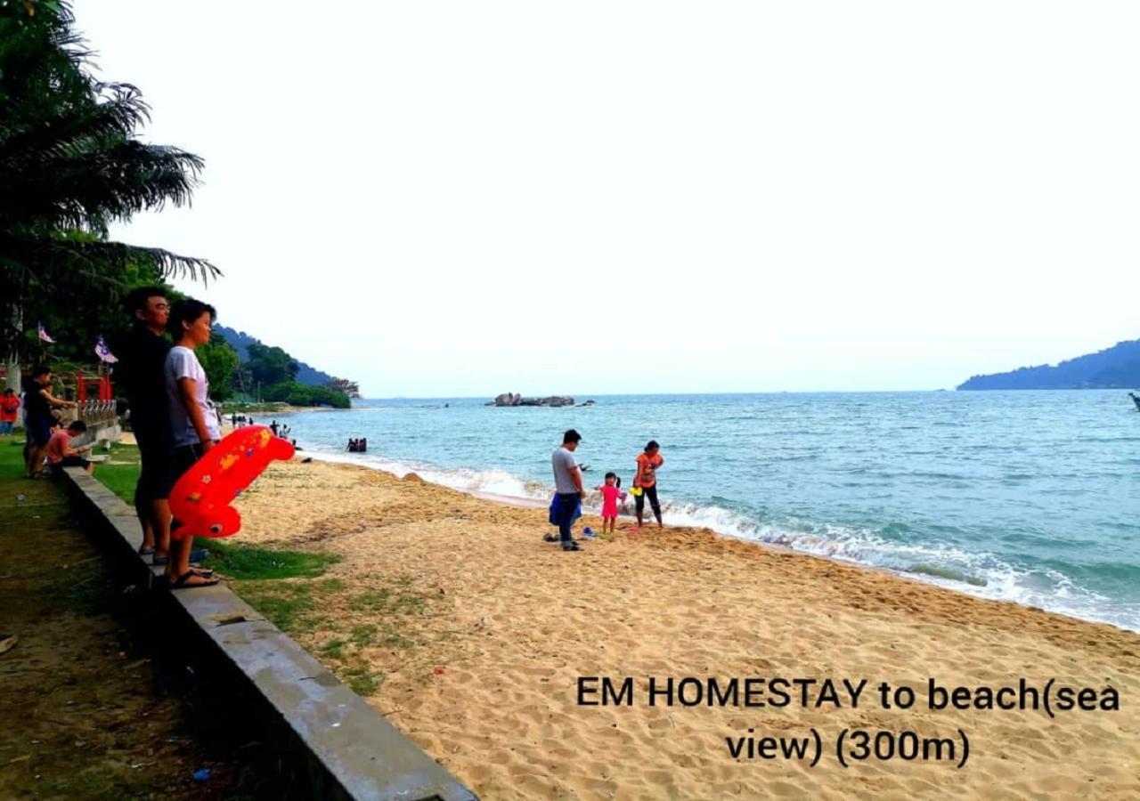 Em Homestay Pekan Pangkor Exterior foto