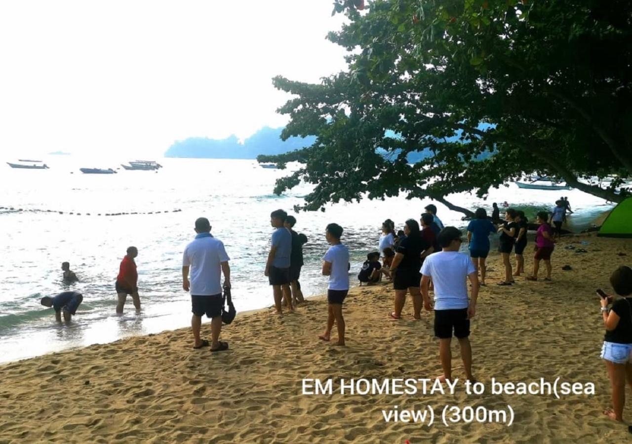 Em Homestay Pekan Pangkor Exterior foto