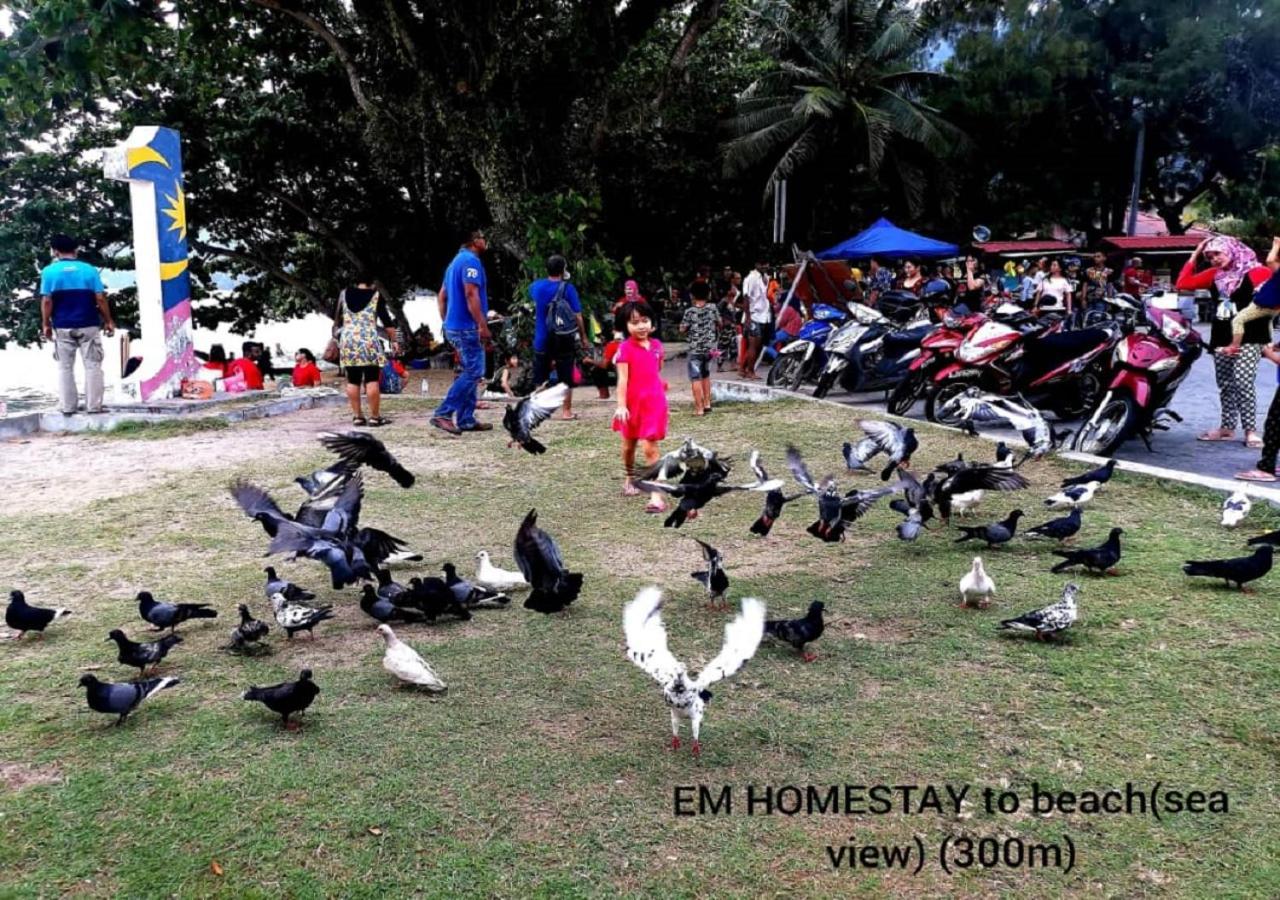 Em Homestay Pekan Pangkor Exterior foto